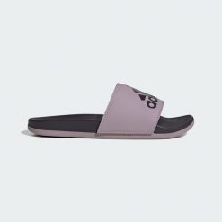 Adilette Comfort Slides. Czarne klapki damskie Adidas, bez wzorów, sportowe, bez obcasa. W wyprzedaży za 159.20 zł.