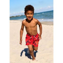 Spodenki Kąpielowe Chłopięce LEGO Ninjago Aiko309 Czerwone. Czerwone kąpielówki dla chłopców LEGO, bez wzorów, sportowe. Za 129.99 zł.