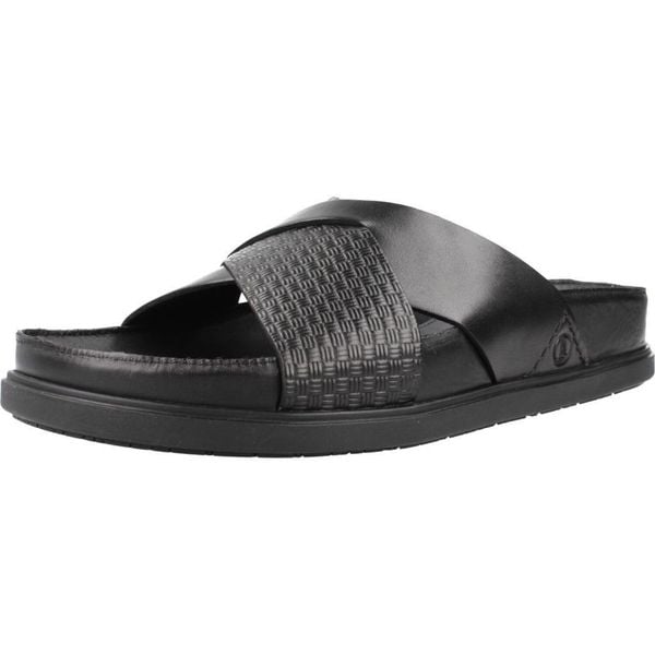 Sandały CLARKS TORFORD CROSS Czarny. Czarne obuwie sportowe damskie Clarks, bez wzorów, ze skóry, bez obcasa, bez zapięcia. Za 351.99 zł.