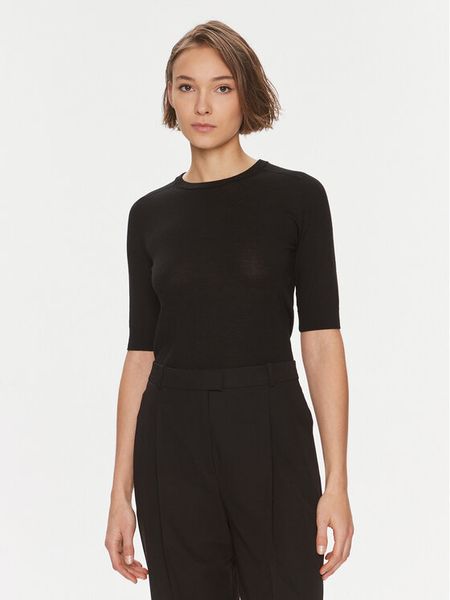 DAY BIRGER ÉT MIKKELSEN Sweter Carolina 100052 Czarny Regular Fit. Czarne swetry damskie DAY Birger et Mikkelsen, xs, bez wzorów, z wełny, bez kołnierzyka, bez ramiączek, bez kaptura. Za 269.99 zł.