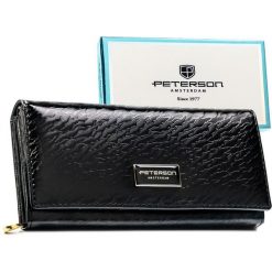 Duży, czarny portfel damski zamykany na zatrzask, wykonany ze skóry naturalnej i ekologicznej - Peterson. Czarne portfele damskie Peterson, bez wzorów, ze skóry ekologicznej. Za 87.99 zł.