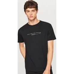 T-shirt Look over the horizon - Czarny. Czarne t-shirty męskie Reserved. Za 39.99 zł.
