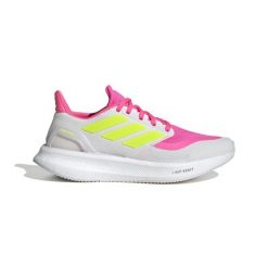 Buty do biegania damskie adidas Pureboost 5. Czerwone obuwie sportowe damskie Adidas, bez wzorów, z materiału, do biegania. W wyprzedaży za 439.05 zł.