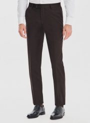 PAKO LORENTE – Brązowe spodnie garniturowe. Brązowe eleganckie spodnie męskie Pako Lorente, bez wzorów, z poliesteru, biznesowe. Za 699.99 zł.