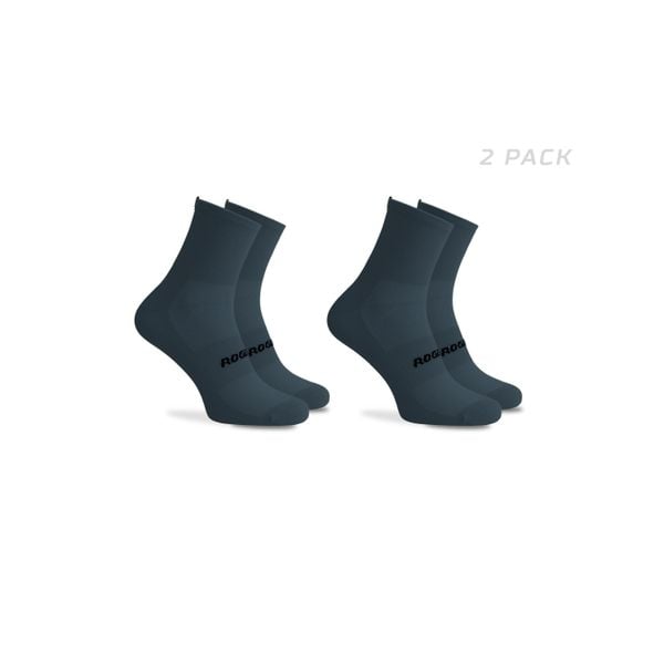 Skarpetki rowerowe Rogelli Essential 2-pak. Niebieskie skarpety męskie Rogelli, bez wzorów, z elastanu. Za 50.00 zł.