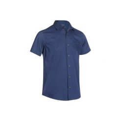 Koszula TRAVEL 50 męska. Niebieskie koszule męskie QUECHUA, z krótkim rękawem. Za 39.99 zł.