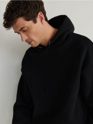 Bluza z kapturem - czarny. Czarne bluzy męskie Reserved, l, bez wzorów, z bawełny, z kapturem. Za 159.99 zł.
