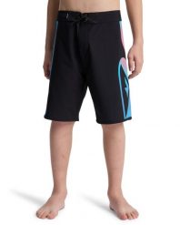 Szorty plażowe dla Chłopcy SURFSILK HOLMES 17" Czarny. Czarne szorty dla chłopców Quiksilver, bez wzorów, z elastanu. Za 153.99 zł.