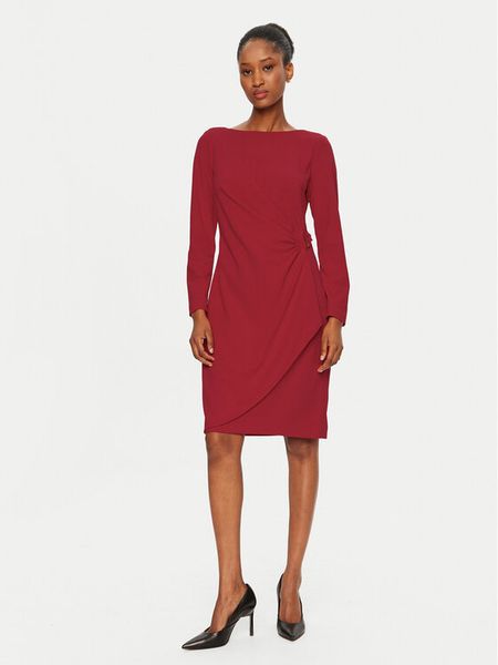 DKNY Sukienka koktajlowa DD4H1242 Czerwony Slim Fit. Czerwone sukienki damskie DKNY, bez wzorów, z syntetyku, wizytowe, bez kołnierzyka, bez ramiączek. Za 379.99 zł.