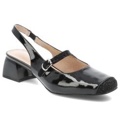 Czarne Sandały Artiker Eleganckie Obuwie Damskie. Czarne klapki damskie Artiker, z aplikacjami, z lakierowanej skóry, eleganckie, bez obcasa, na obcasie. Za 269.00 zł.