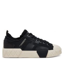 Trampki Palladium. Czarne trampki i tenisówki damskie Palladium, bez wzorów, bez zapięcia. Za 369.99 zł.
