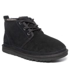 Trzewiki Ugg. Czarne botki męskie UGG, bez wzorów, bez zapięcia. Za 729.99 zł.