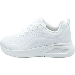 Buty Kobieta Skechers Bobs Buno How Sweet biały. Białe obuwie sportowe damskie Skechers, bez wzorów, z syntetyku, trekkingowe. Za 490.00 zł.