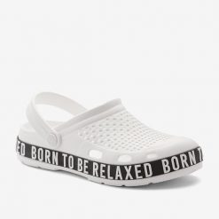 Chodaki damskie Coqui. Białe klapki damskie Coqui, bez wzorów. Za 149.99 zł.