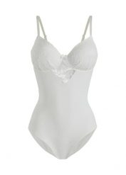 Body, średni stopień modelowania sylwetki. Białe body damskie bonprix, bez wzorów. Za 119.99 zł.