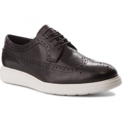 Półbuty VAGABOND - Zack 4375-001-20 Black. Czarne półbuty na co dzień męskie Vagabond, z materiału. W wyprzedaży za 369.00 zł.