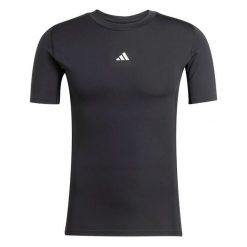 Koszulka adidas Techfit. Czarne koszulki sportowe męskie Adidas, m, bez wzorów, z elastanu, bez kołnierzyka, bez ramiączek, do piłki nożnej, techfit (adidas). Za 109.99 zł.