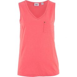 Top shirtowy z przędzy mieszankowej bonprix jasny koralowy. Topy damskie marki DOMYOS. Za 12.99 zł.