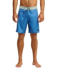 Spodenki boardshort dla Mężczyzn SURFSILK ARCH 18" Niebieski. Niebieskie kąpielówki męskie Quiksilver, l, bez wzorów, z elastanu, do pływania. Za 299.99 zł.