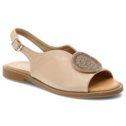 Sandały damskie Filippo, cholewka ze skóry ekologicznej na płaskiej podeszwie z elegancką broszką, beżowe, DS6229/26. Brązowe klapki damskie Filippo, z aplikacjami, ze skóry ekologicznej, eleganckie, bez obcasa, na płaskiej podeszwie. Za 129.00 zł.