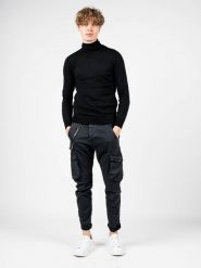 Xagon Man Sweter "Turtleneck" | A22081 & ELV18 | Mężczyzna | Czarny. Czarne swetry przez głowę męskie Xagon, m, bez wzorów, z dzianiny, bez kołnierzyka. W wyprzedaży za 229.00 zł.