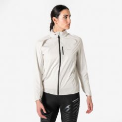 Kurtka do biegania damska Kiprun Run 900 Warm. Czarne kurtki damskie KIPRUN, na jesień, s, z aplikacjami, z materiału, z kapturem. Za 299.99 zł.
