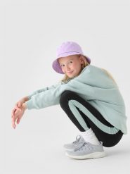 4F Legginsy dzianinowe dziewczęce - czarne 128 (7-8 lat). Czarne legginsy dla dziewczynek 4f, bez wzorów, z bawełny. W wyprzedaży za 29.99 zł.