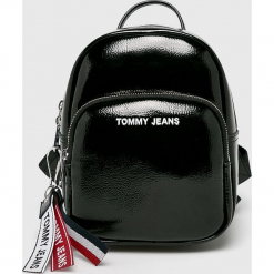 Tommy Jeans - Plecak. Czarne plecaki damskie Tommy Jeans, z jeansu. Za 539.90 zł.