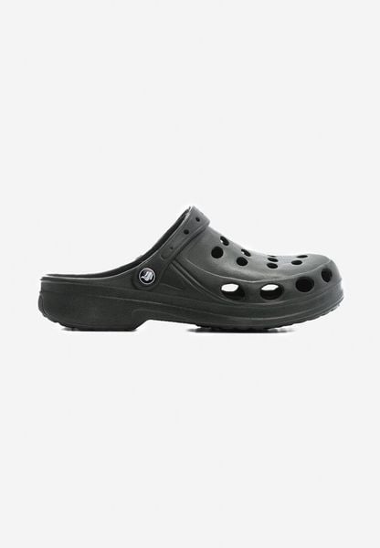 Zielone Klapki Glassy. Zielone klapki męskie Born2be, z gumy, casualowe. Za 39.99 zł.