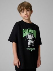 4F T-shirt loose z nadrukiem chłopięcy - czarny 122/128 (6-8 lat). Czarne t-shirty dla chłopców 4f, bez wzorów, bez ramiączek. Za 49.99 zł.