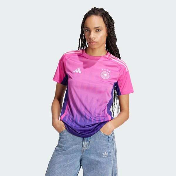 Koszulka Germany 24 Away. Czerwone koszulki sportowe damskie Adidas, m, bez wzorów, z materiału, sportowe, bez kołnierzyka. W wyprzedaży za 348.00 zł.