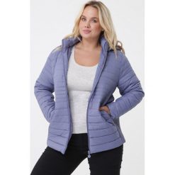 Jasnofioletowa Kurtka Harmoni. Brązowe kurtki damskie Born2be, na jesień, xl, bez wzorów, bez kaptura. Za 159.99 zł.