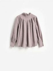 Bawełniana bluzka w kratkę - wielobarwny. Bluzki damskie Reserved, l, bez wzorów, z bawełny, bez kołnierzyka, bez ramiączek. Za 129.99 zł.