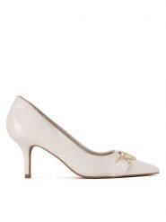 Nine West Szpilki CWBFS128-06 Écru. Szpilki damskie Nine West, bez wzorów, z materiału, bez obcasa, bez zapięcia. Za 229.99 zł.