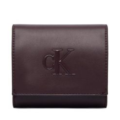 Portfel Calvin Klein. Czerwone portfele męskie Calvin Klein, bez wzorów. Za 249.99 zł.