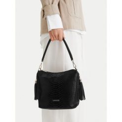 Torebka Lasocki. Czarne torebki do ręki damskie Lasocki, bez wzorów, klasyczne, bez dodatków. Za 169.99 zł.