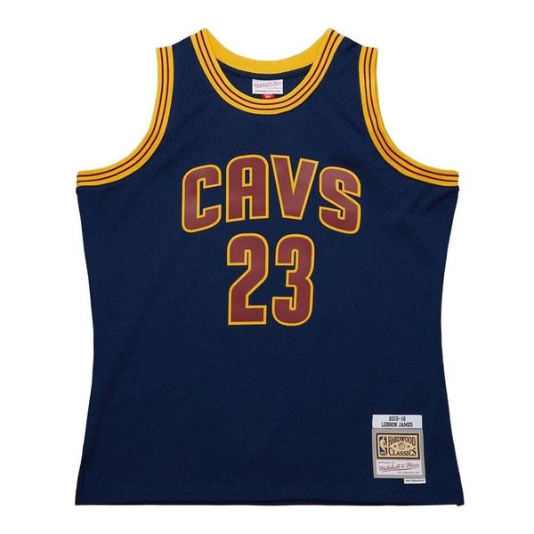 Koszulka NBA Cleveland Cavaliers LeBron James Alternate 2015. Niebieskie koszulki sportowe męskie Mitchell & Ness, bez wzorów, bez kołnierzyka, bez ramiączek, do koszykówki. W wyprzedaży za 398.00 zł.