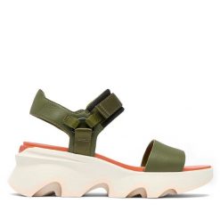 Sandały Sorel. Zielone sandały damskie Sorel, bez wzorów, bez obcasa, na koturnie, bez zapięcia. Za 359.99 zł.