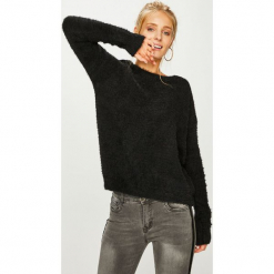 Answear - Sweter. Czarne swetry damskie ANSWEAR, z dzianiny, z okrągłym kołnierzem. Za 149.90 zł.