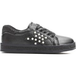 Czarne Buty Sportowe Uncouple. Czarne buty sportowe dziewczęce Born2be, z materiału. Za 49.99 zł.