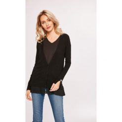 Guess Jeans - Sweter. Swetry damskie marki Guess Jeans. W wyprzedaży za 269.90 zł.