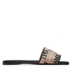 Klapki Max Mara. Brązowe klapki damskie Max Mara, bez wzorów, bez obcasa. Za 1,579.00 zł.