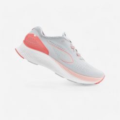 Buty do biegania damskie Kiprun KS500 2. Czerwone obuwie sportowe damskie KIPRUN, bez wzorów, z materiału, do biegania. Za 199.99 zł.