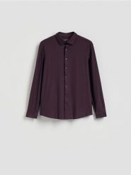Koszula slim fit z bawełną - fioletowy. Fioletowe koszule męskie Reserved, l, bez wzorów, z bawełny, bez kołnierzyka, bez ramiączek. Za 129.99 zł.