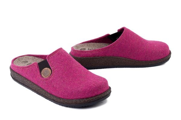 INBLU NL-10 067 azalea, kapcie damskie. Czerwone kapcie damskie Inblu, bez wzorów. Za 101.90 zł.