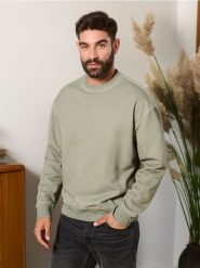Bluza basic - zielony. Zielone bluzy męskie Sinsay, l, bez wzorów, bez kaptura. W wyprzedaży za 29.99 zł.
