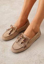 Beżowe Mokasyny VICES z Imitacji Zamszu z Kokardką Kolorowymi Koralikami i Skórzaną Wkładką Nenden. Brązowe mokasyny damskie Renee, z jeansu, eleganckie. Za 99.99 zł.