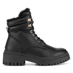 Trzewiki MEXX. Czarne botki damskie Mexx, bez obcasa, na płaskiej podeszwie, bez zapięcia. Za 349.99 zł.