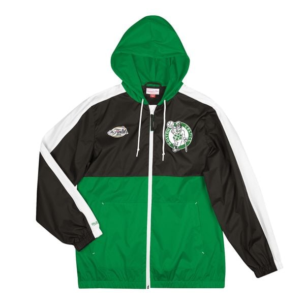 Bluza dresowa zapinana na zamek błyskawiczny Boston Celtics. Czarne bluzy męskie Mitchell & Ness, bez wzorów, z dresówki, bez kaptura, do koszykówki. Za 375.00 zł.