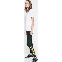 Nike - Legginsy. Szare legginsy damskie Nike, z elastanu. W wyprzedaży za 89.90 zł.